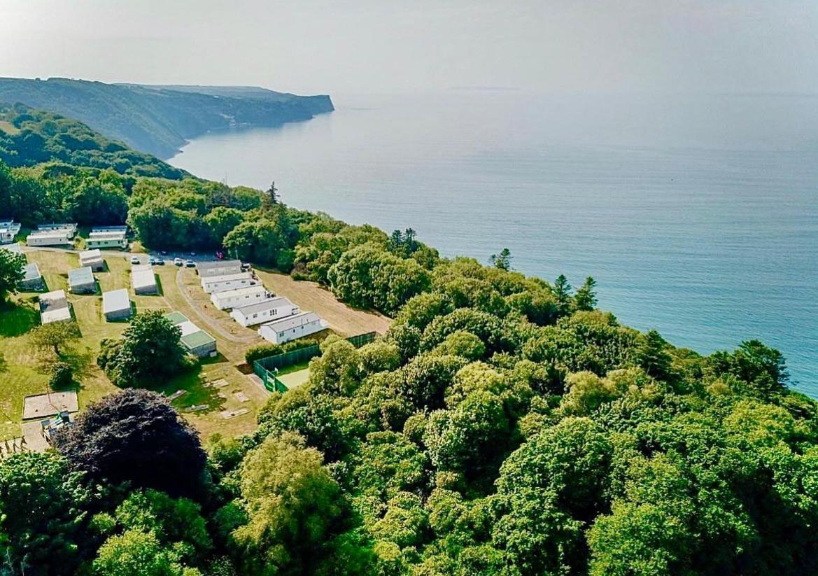 Serene Sea Valley Holiday home